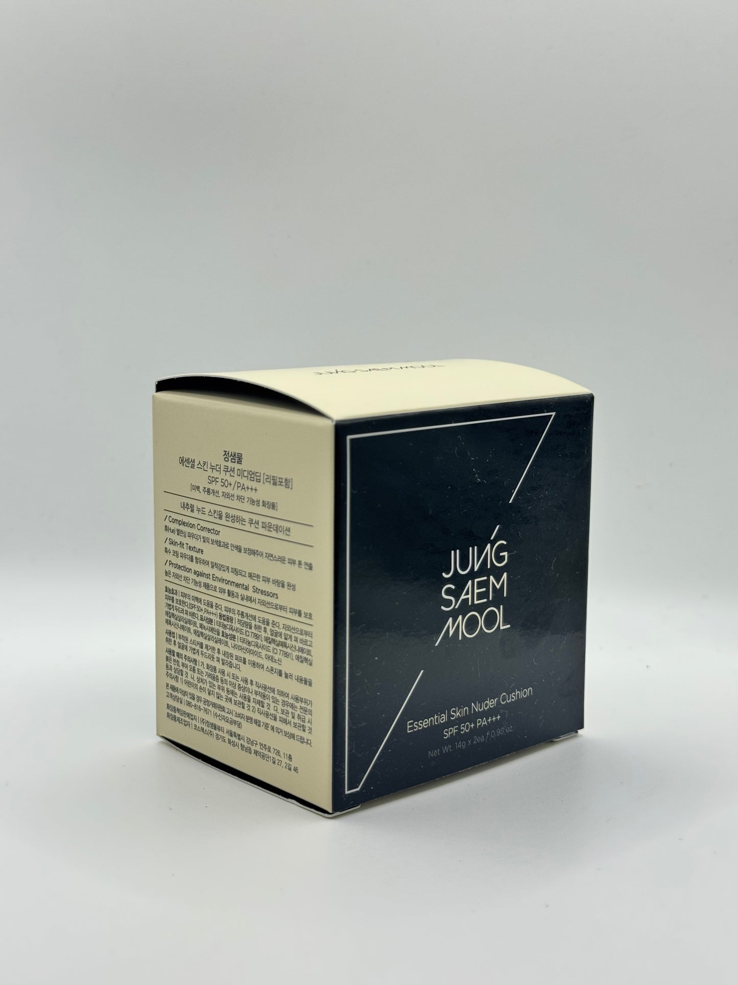 JUNG SAEM MOOL Essential Skin Nuder Cushion - Medium-Deep (SPF50+ PA+++)