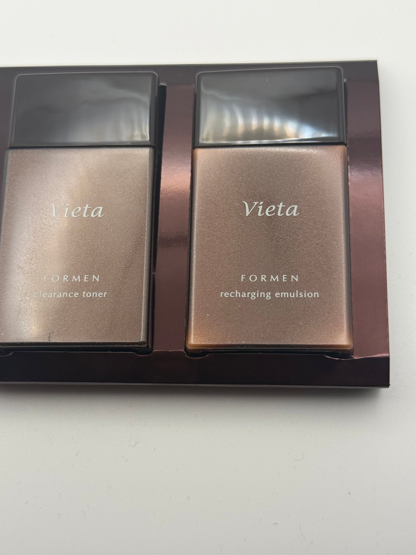 Vieta For Men Clearance Toner & Recharging Emulsion Set
